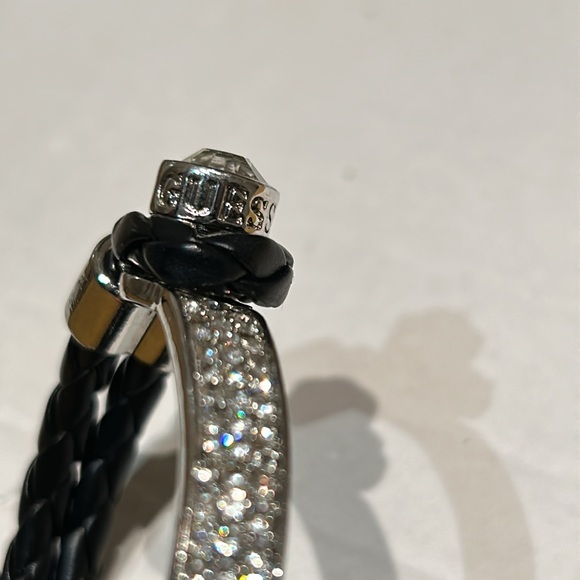 Guess Jewelled Bracelet💎 - Picture 3 of 5